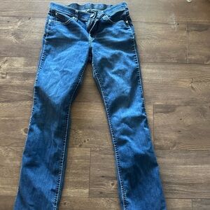 Wrangler Women's Straight Leg Blue Jeans